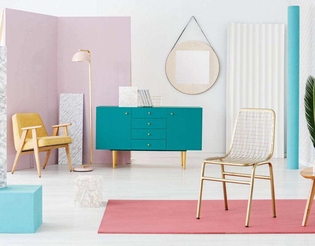 mockup-painting-on-the-wall-9ZSWCU3